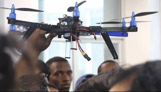 Eνας Ελληνας που μπορεί και να αλλάξει τον κόσμο: Delivery με μη επανδρωμένα [εικόνες] | iefimerida.gr 5