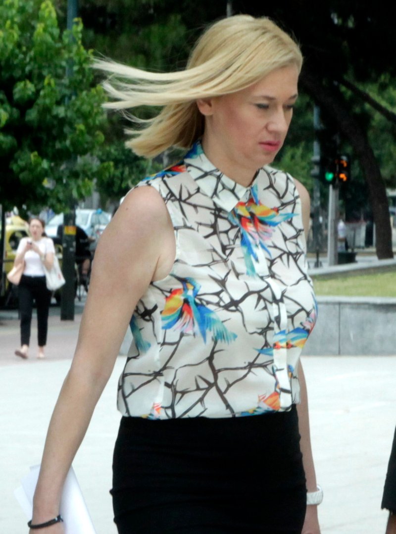 Η Ραχήλ Μακρή κατέθεσε μήνυση στον Στουρνάρα και πήγε για σούσι στο κέντρο [εικόνες] | iefimerida.gr 1