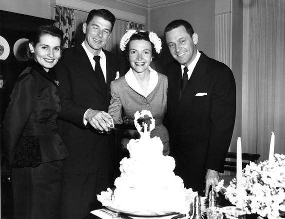 Η άλλη πλευρά των ηγετών του πλανήτη -Με γαμπριάτικο ή νυφικό, την ημέρα του γάμου τους [εικόνες] | iefimerida.gr 7