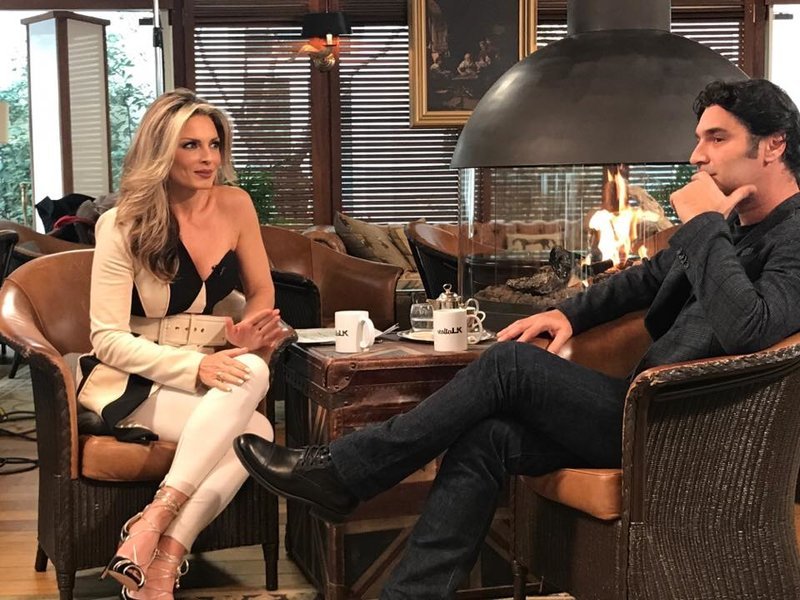 Ο Χριστόφορος Παπακαλιάτης συναντά την Κατερίνα Λάσπα σε ένα αποκαλυπτικό «RealtaLK» αποκλειστικά στο Novalifε [εικόνες & βίντεο] | iefimerida.gr 3