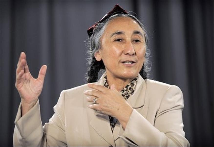 Πώς η μόδα βοήθησε τις γυναίκες πολιτικούς στην καριέρα τους -Τα χρωματιστά κοστούμια της Μέρκελ, οι κοτσίδες της Τιμοσένκο [εικόνες] | iefimerida.gr 7