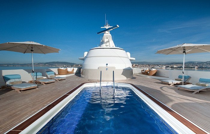 Αυτά είναι τα πολυτελή γιοτ που νοικιάζουν οι σταρ με 800.000 ευρώ την εβδομάδα -Χλιδή πέρα από τα συνηθισμένα [εικόνες] | iefimerida.gr 4