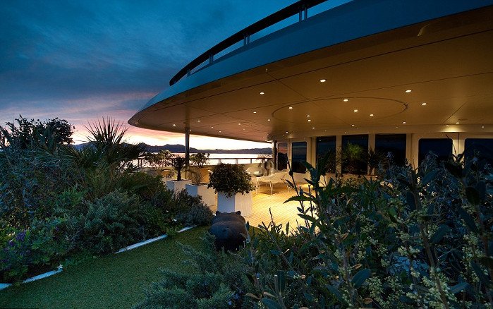 Αυτά είναι τα πολυτελή γιοτ που νοικιάζουν οι σταρ με 800.000 ευρώ την εβδομάδα -Χλιδή πέρα από τα συνηθισμένα [εικόνες] | iefimerida.gr 5