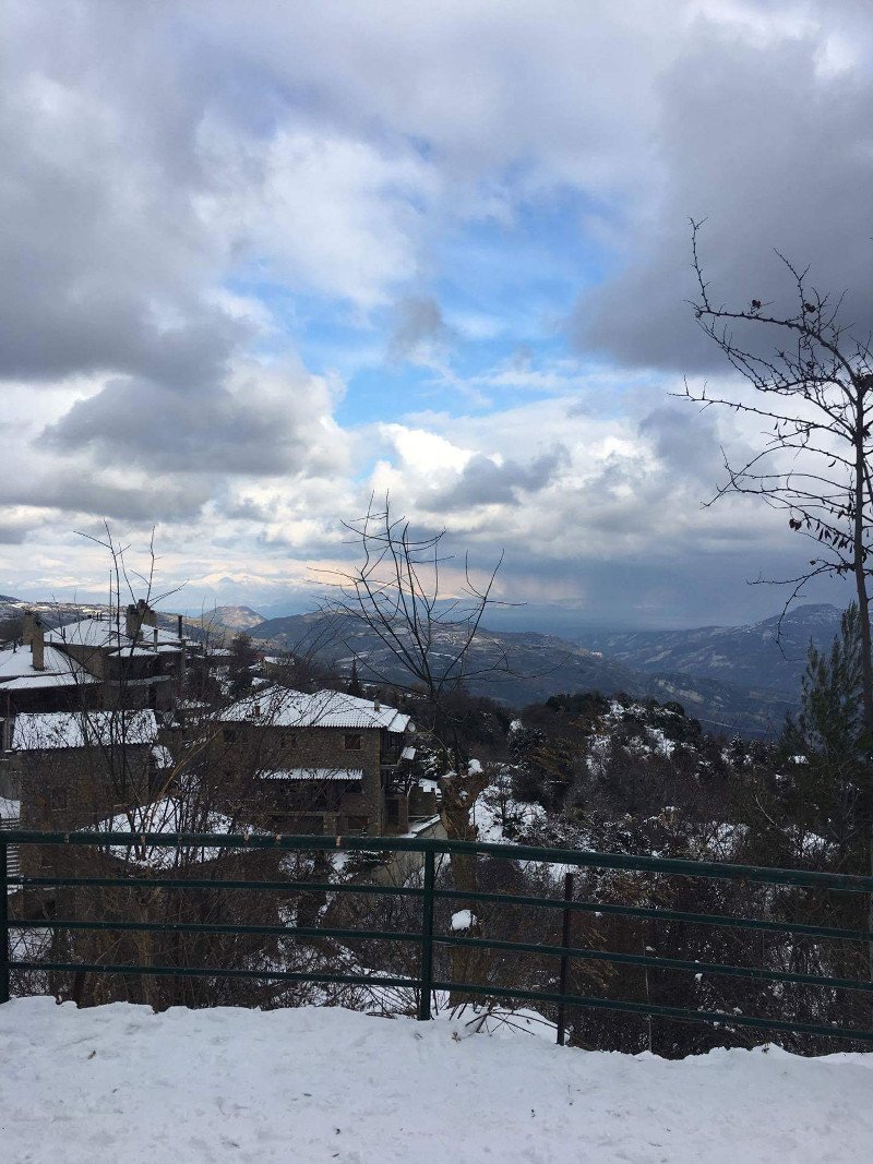 Τρίκαλα Κορινθίας: Πληρότητα 100% για την Πρωτοχρονιά -Προλάβετε για τα Φώτα [εικόνες] | iefimerida.gr 3