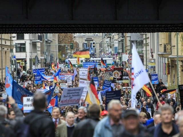 Γερμανία: Αυξάνονται τα ποσοστά του αντιμεταναστευτικού κόμματος | iefimerida.gr 6