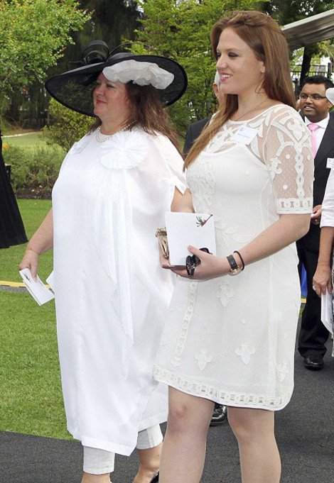 Η πλουσιότερη γυναίκα στον κόσμο κερδίζει 500 ευρώ το δευτερόλεπτο -Οι συμβουλές της για να γίνεις δισεκατομμυριούχος [εικόνες]  | iefimerida.gr 0