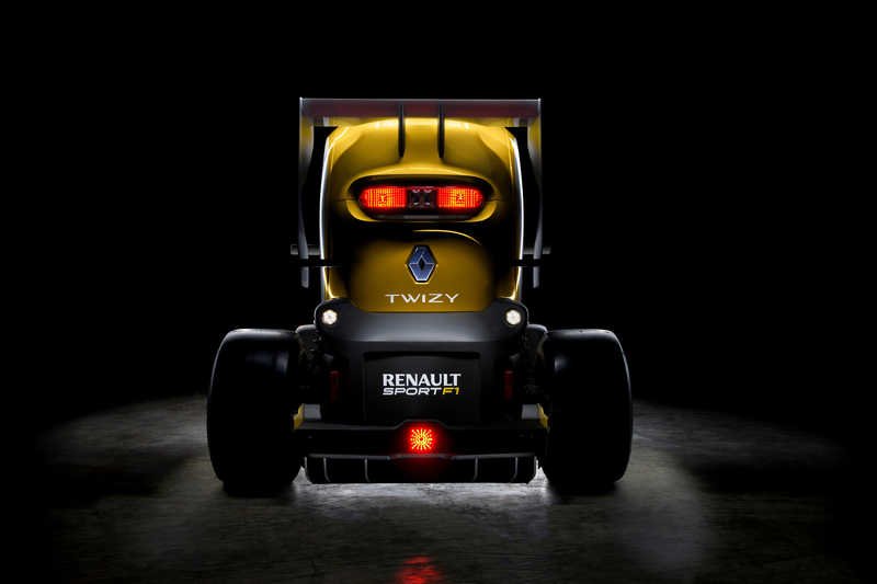 Renault Twizy RS F1 Concept: Φουλ της ηλεκτρικής τεστοστερόνης | iefimerida.gr 4