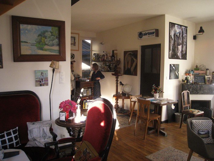 Ανοιξε εστιατόριο στο σαλόνι του σπιτιού της -Απόλυτη πρωτοτυπία [εικόνες] | iefimerida.gr 2