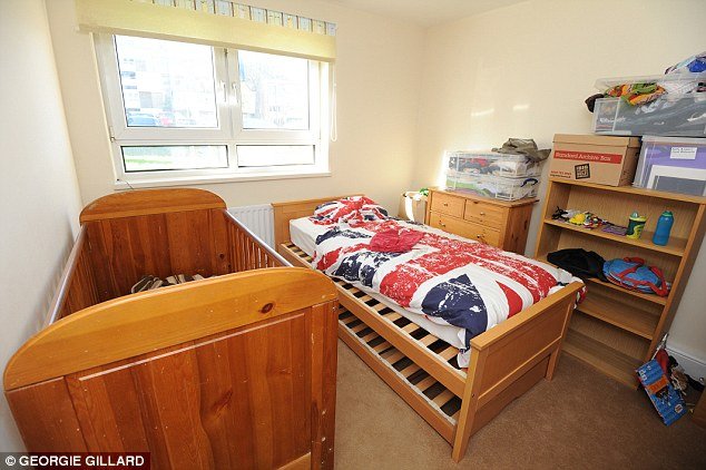 Μην σου τύχει -Εκπομπή που ανακαινίζει διαμερίσματα παρέδωσε σε ιδιοκτήτη γιαπί αντί για σπίτι [εικόνες] | iefimerida.gr 9