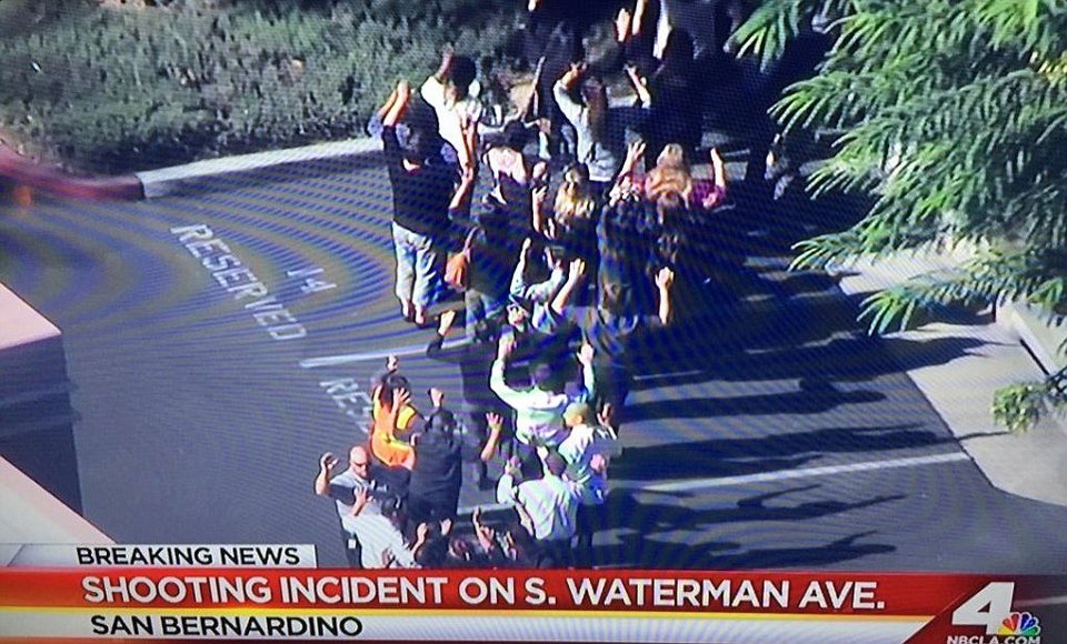 14 νεκροί στο μακελειό της Καλιφόρνια -Δραματικές μαρτυρίες [εικόνες] | iefimerida.gr 11