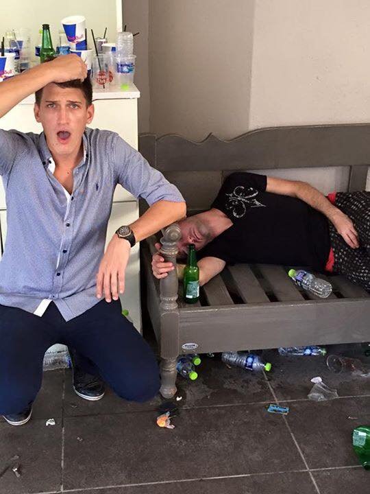 Την ώρα που άνοιξαν οι κάλπες οι Θεσσαλονικείς έκαναν πάρτι [εικόνες] | iefimerida.gr 1