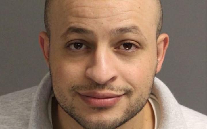 Νέα Υόρκη: Αστυνομικοί πυροβόλησαν 18 φορές άντρα που κρατούσε μαχαίρι [εικόνα] | iefimerida.gr 0