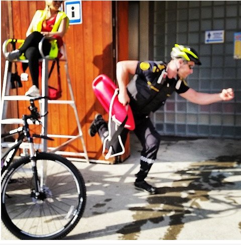 Oι πιο τρελοί αστυνομικοί -Κάνουν ό,τι τους κατέβει στο κεφάλι κι ανεβάζουν φωτογραφίες στο Instagram [εικόνες] | iefimerida.gr 5