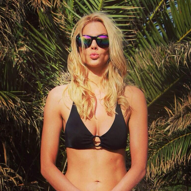 Η Ρία Αντωνίου «έκαψε» το Twitter: Eπίθεση με σέξι φωτογραφίες [εικόνες] | iefimerida.gr 0