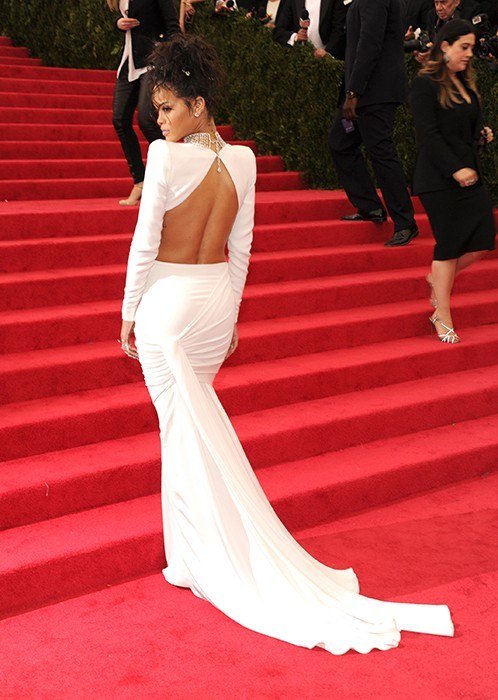 To κορυφαίο γεγονός της μόδας έγινε χθες στη Νέα Υόρκη: Φωτογραφίες που κόβουν την ανάσα στο κόκκινο χαλί [εικόνες] | iefimerida.gr 0