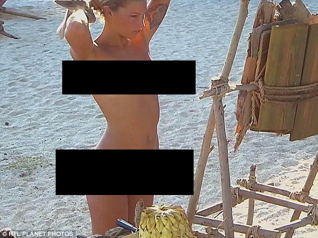 Το ριάλιτι της... ακολασίας: Γυμνοί παίκτες σε ερημωμένο νησί ψάχνουν το ταίρι τους [εικόνες] | iefimerida.gr 0