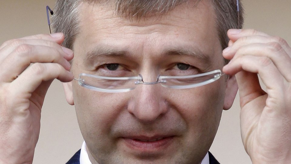 To Paris Match σφάζει τον Ριμπολόβλεφ -Σκοτεινό παρελθόν, τον έδιωξαν από το Μονακό για διαφθορά [εικόνες] | iefimerida.gr 0