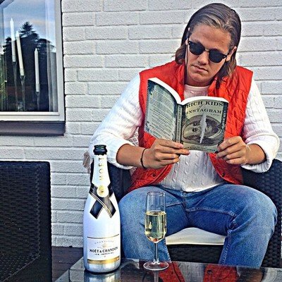 Τα παιδιά των πλουσίων έκαναν δικό τους Facebook για να μην τους ενοχλεί κανείς [εικόνες] | iefimerida.gr 2