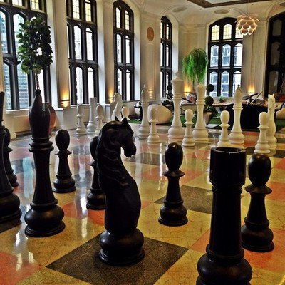 Τα παιδιά των πλουσίων έκαναν δικό τους Facebook για να μην τους ενοχλεί κανείς [εικόνες] | iefimerida.gr 4