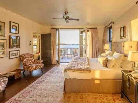 Ο Ρίτσαρντ Γκιρ πουλά το ησυχαστήριό του με την ιδιωτική λίμνη και τα 12 υπνοδωμάτια [εικόνες] | iefimerida.gr 6