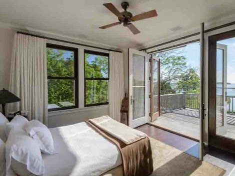 Ο Ρίτσαρντ Γκιρ πουλά το ησυχαστήριό του με την ιδιωτική λίμνη και τα 12 υπνοδωμάτια [εικόνες] | iefimerida.gr 7