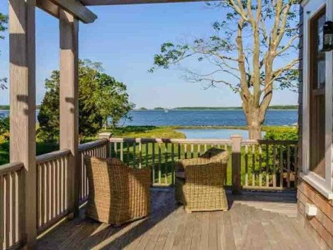 Ο Ρίτσαρντ Γκιρ πουλά το ησυχαστήριό του με την ιδιωτική λίμνη και τα 12 υπνοδωμάτια [εικόνες] | iefimerida.gr 8