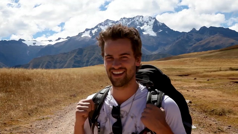 Ο γοητευτικός Αυστραλός που διέσχισε 11 χώρες μέσα σε 44 ημέρες -Ιδού, μέσα σε ένα μόλις λεπτό, η συγκλονιστική εμπειρία του [εικόνες&βίντεο]   | iefimerida.gr 2