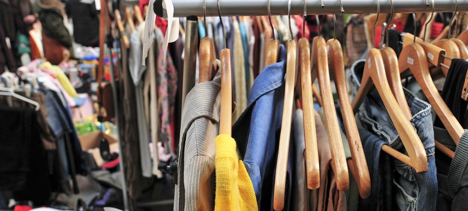 Πώς και γιατί να μην αγοράσετε τίποτα καινούργιο το 2018 -Από ρούχα ως έπιπλα [εικόνες] | iefimerida.gr 2