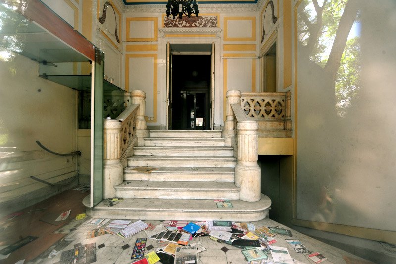 Το μαραζωμένο κτίριο της Ρηγίλλης όπου θα πάει η ΝΔ [εικόνες] | iefimerida.gr 0