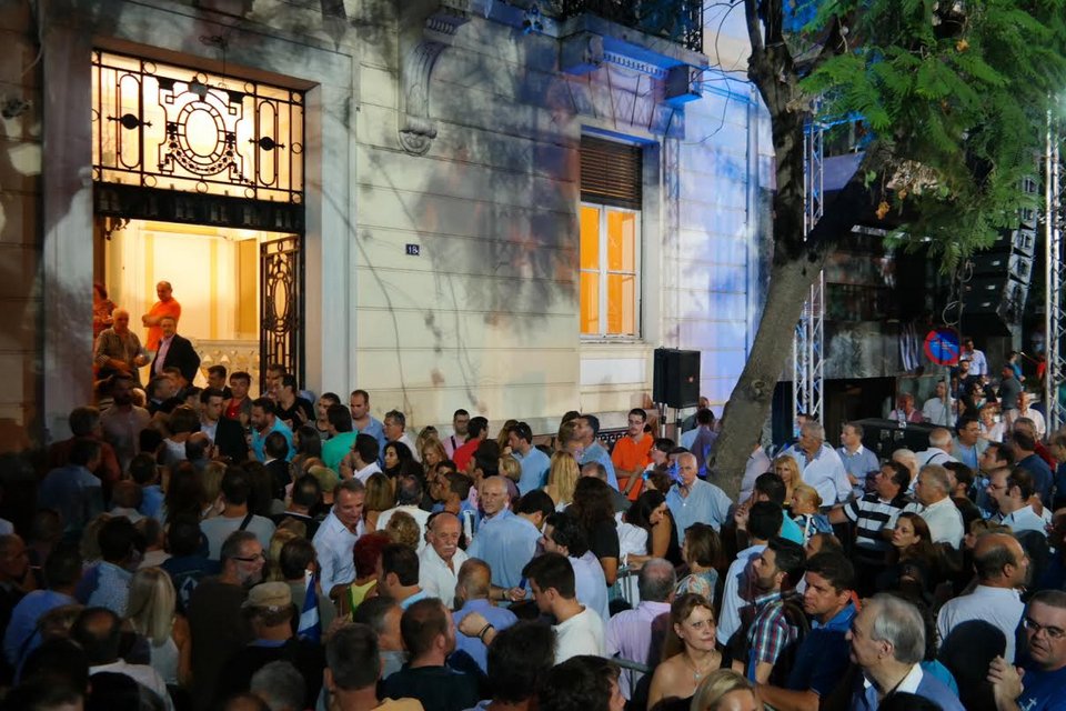 Τι είπαν Μεϊμαράκης-Τσίπρας στο απρόσμενο τετ-α-τετ στην Κρήτη | iefimerida.gr 10