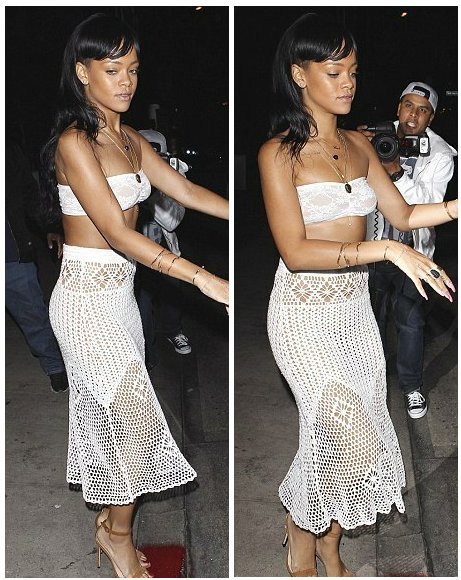 Η Ριάννα βγήκε για να δειπνήσει φορώντας μόνο...το σουτιέν της [εικόνες] | iefimerida.gr 0