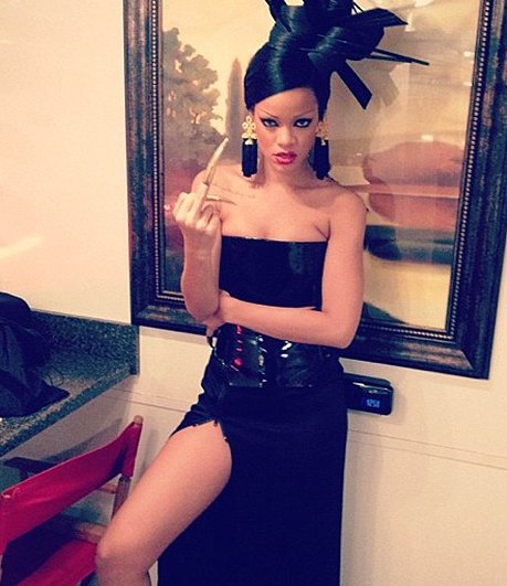 Η Ριάνα στις... αναμνήσεις μιας γκέισας [εικόνες] | iefimerida.gr 2