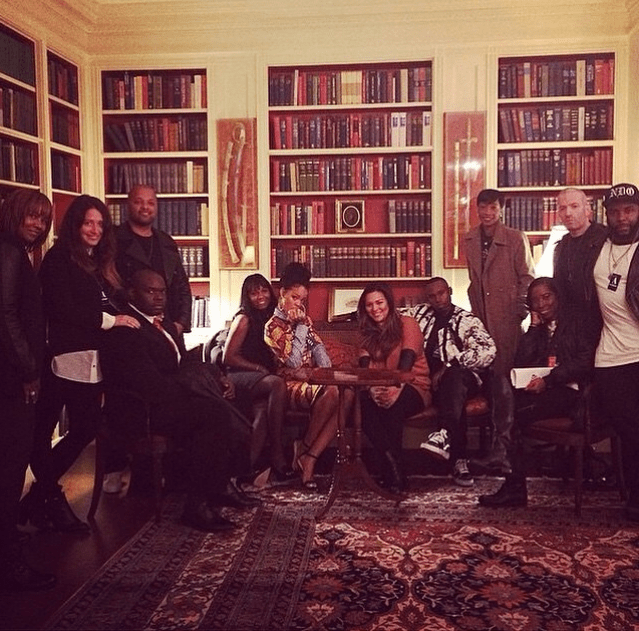 Η Rihanna προκαλεί και μέσα από το Λευκό Οίκο [εικόνες] | iefimerida.gr 3