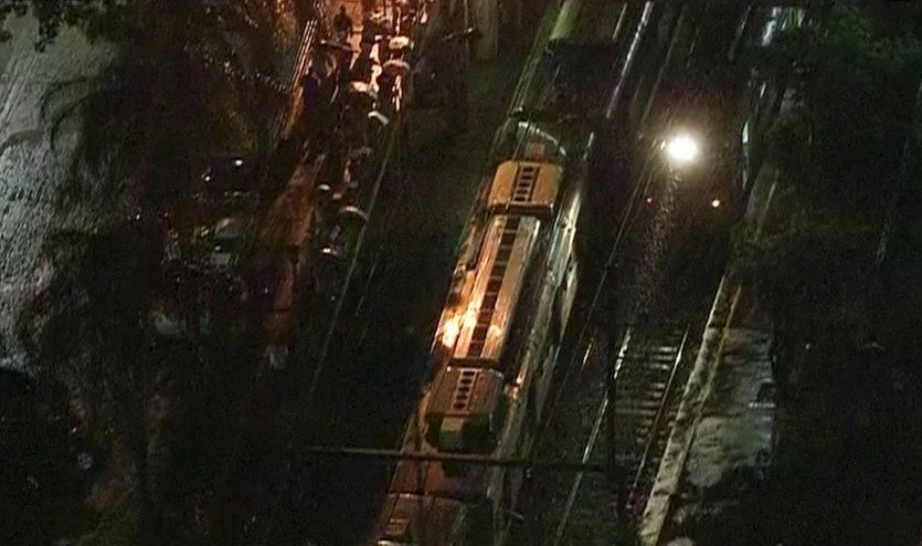 Βραζιλία: Τρένο καρφώθηκε σε άλλο που ήταν σταθμευμένο -Δεκάδες τραυματίες [εικόνες] | iefimerida.gr 5