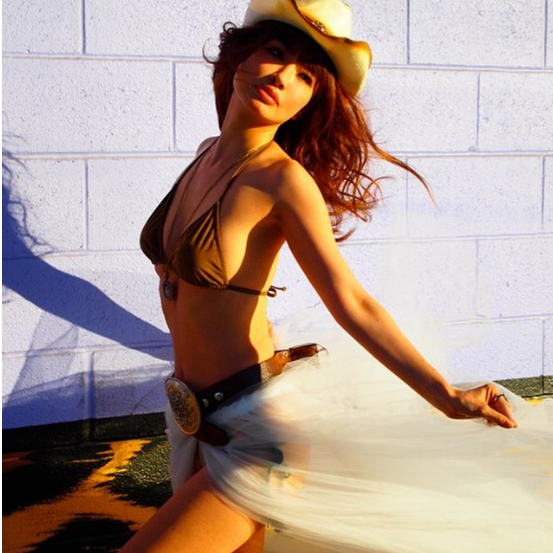 Δείτε γιατί αυτό το μοντέλο από την Ιαπωνία κάνει το ίντερνετ να τρέμει [εικόνες] | iefimerida.gr 1