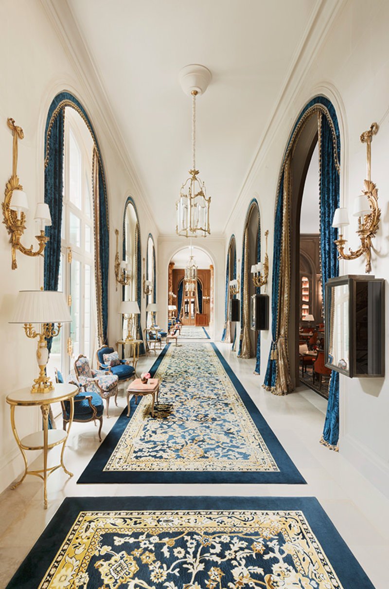 Το Ritz στο Παρίσι πουλάει σε δημοπρασία 3.500 παλιά έπιπλα -Εκεί που κάθισαν Χέμινγουεϊ και Προυστ [εικόνες]  | iefimerida.gr 2