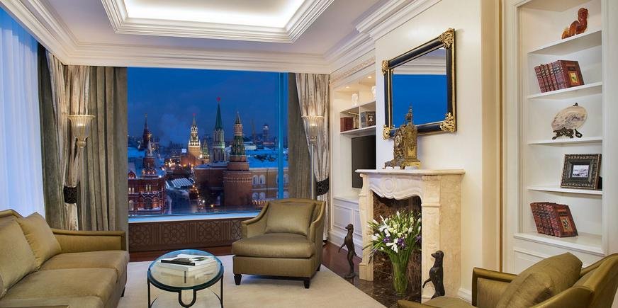 «Ο Τραμπ προσέλαβε ιερόδουλες για να ουρήσουν το κρεβάτι του Ομπάμα», υποστηρίζει Βρετανός κατάσκοπος [εικόνες] | iefimerida.gr 1