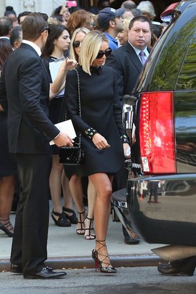 Το Χόλιγουντ θρηνεί την Τζόαν Ρίβερς -Η κωμικός με τη «γλώσσα της οχιάς» [εικόνες&βίντεο] | iefimerida.gr 5