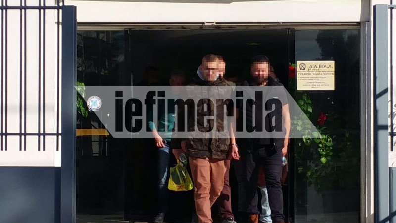 Οι συλληφθέντες θα οδηγηθούν στον Εισαγγελέα