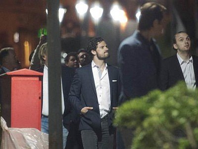 Βασιλικό μπάτσελορ στην Αθήνα -Ο πρίγκιπας της Σουηδίας τα έσπασε σε κλαμπ της Γλυφάδας και της Αίγινας [εικόνες & βίντεο] | iefimerida.gr 2