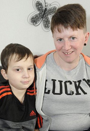 Το συγκλονιστικό μήνυμα 11χρονου που πεθαίνει από καρκίνο -«Η μαμά με αφήνει να ''φύγω''» [εικόνες] | iefimerida.gr 1