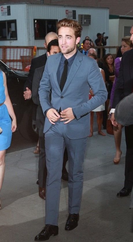 Η πρώτη δημόσια εμφάνιση του Πάτινσον μετά το σκάνδαλο της απιστίας [εικόνες] | iefimerida.gr 0