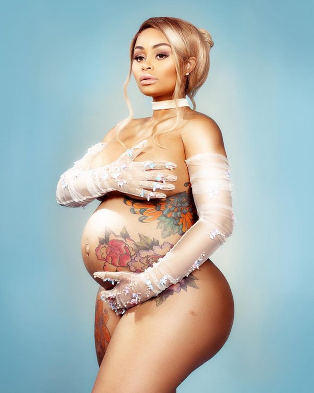 Blac Chyna -Γυμνή φωτογράφιση στον 3o μήνα της εγκυμοσύνης της [εικόνες] | iefimerida.gr 2