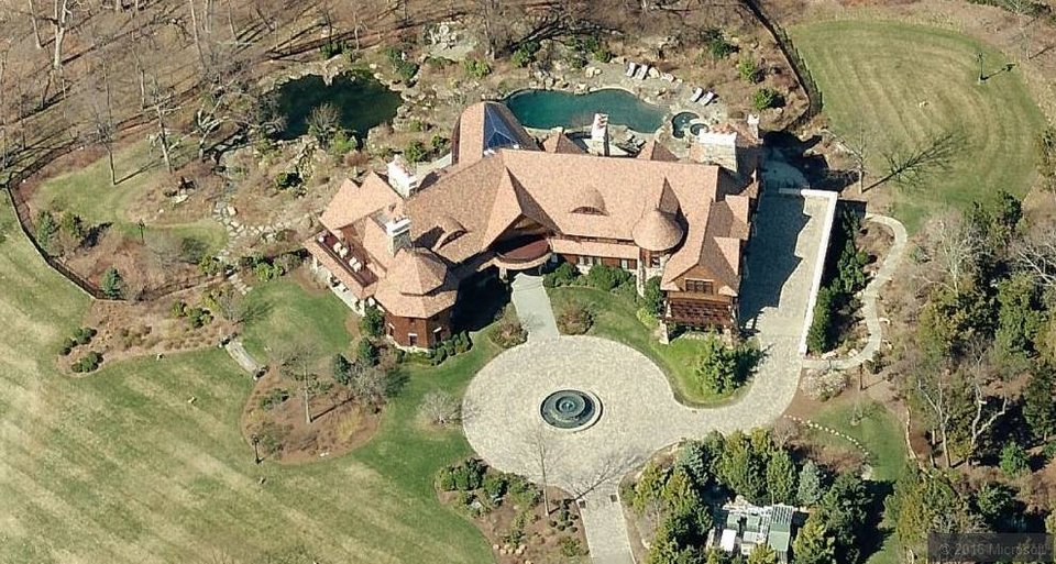 Αυτός είναι ο σκοτεινός Αμερικανός δισεκατομμυριούχος που έριξε χρήματα για τον Τραμπ και το Brexit [εικόνες] | iefimerida.gr 4