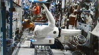 Ο γιατρός του διαστήματος -Η NASA ετοιμάζει ρομπότ που θα κάνει επεμβάσεις στους αστροναύτες [εικόνες] | iefimerida.gr 1