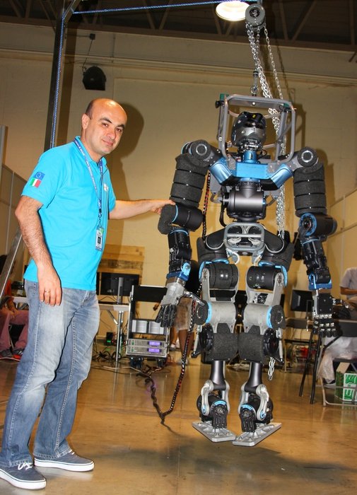 Τι θα συμβεί αν κάποιος ερωτευτεί ένα ρομπότ; Ο κορυφαίος Έλληνας ρομποτιστής δίνει την απάντηση [εικόνες] | iefimerida.gr 1