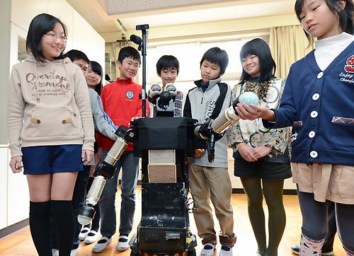 Ρομποτικό συμμαθητή θα έχουν τα παιδιά ενός δημοτικού στην Ιαπωνία [εικόνες] | iefimerida.gr 2