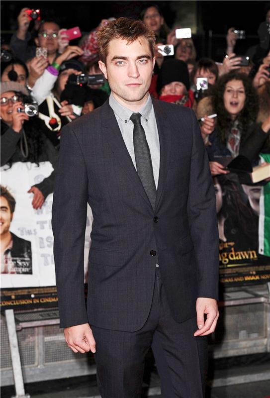 Μετά το Λος Άντζελες, η Κρίστεν Στιούαρτ δείχνει τα οπίσθιά της και στο Λονδίνο [εικόνες] | iefimerida.gr 2