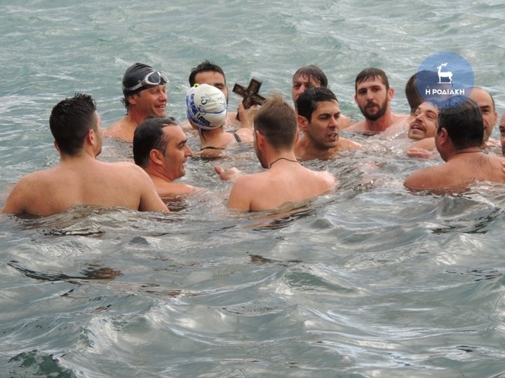 Με λαμπρότητα γιορτάστηκαν τα Θεοφάνεια σε όλη τη χώρα  [εικόνες] | iefimerida.gr 18