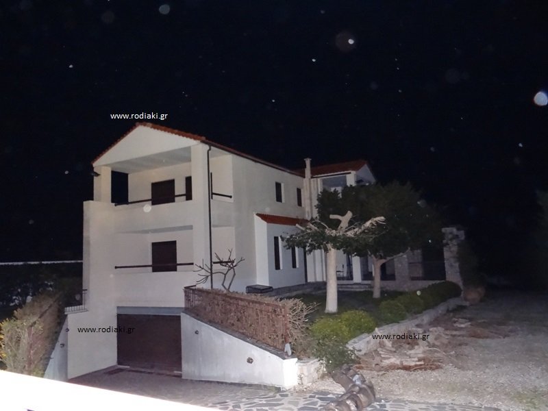 Η βίλα των 800.000 ευρώ του Τζεβελέκου στη Ρόδο -Πώς ο ίδιος κατέληξε στους πάγκους της λαϊκής [εικόνες & βίντεο] | iefimerida.gr 0